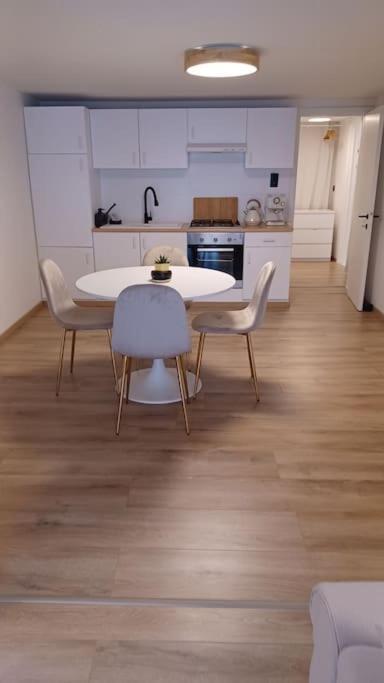 Ferienwohnung L'Essentiel Dinant Exterior foto